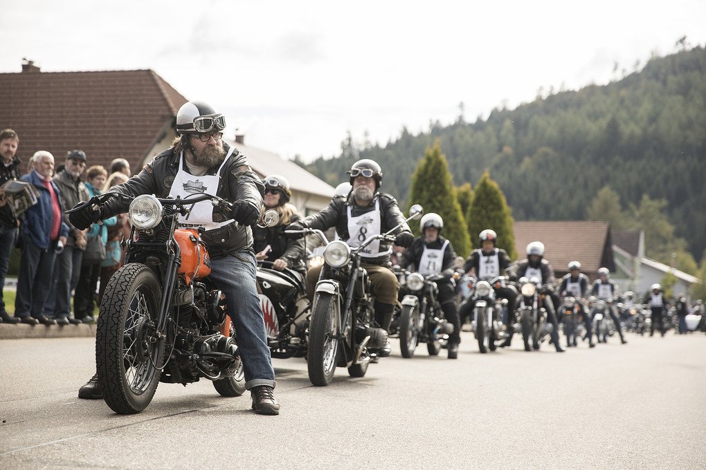 Bildergalerie der Motorräder bei der Baiersbronn Classic Bild 1